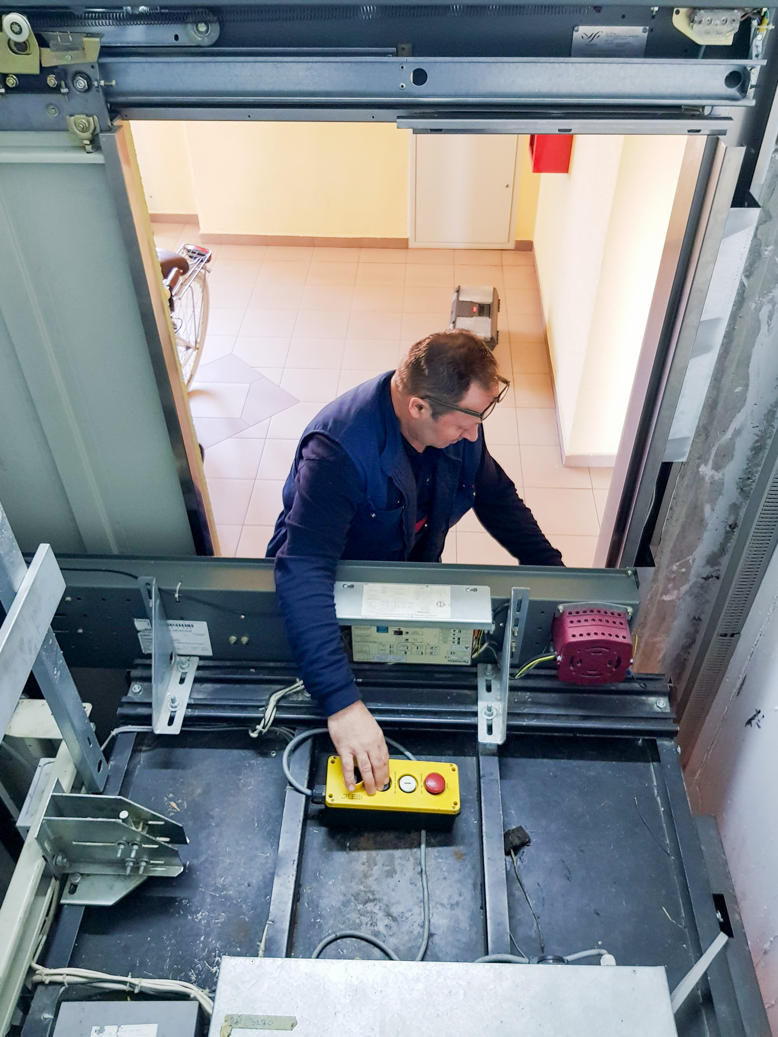 Serviser u kabini dizala